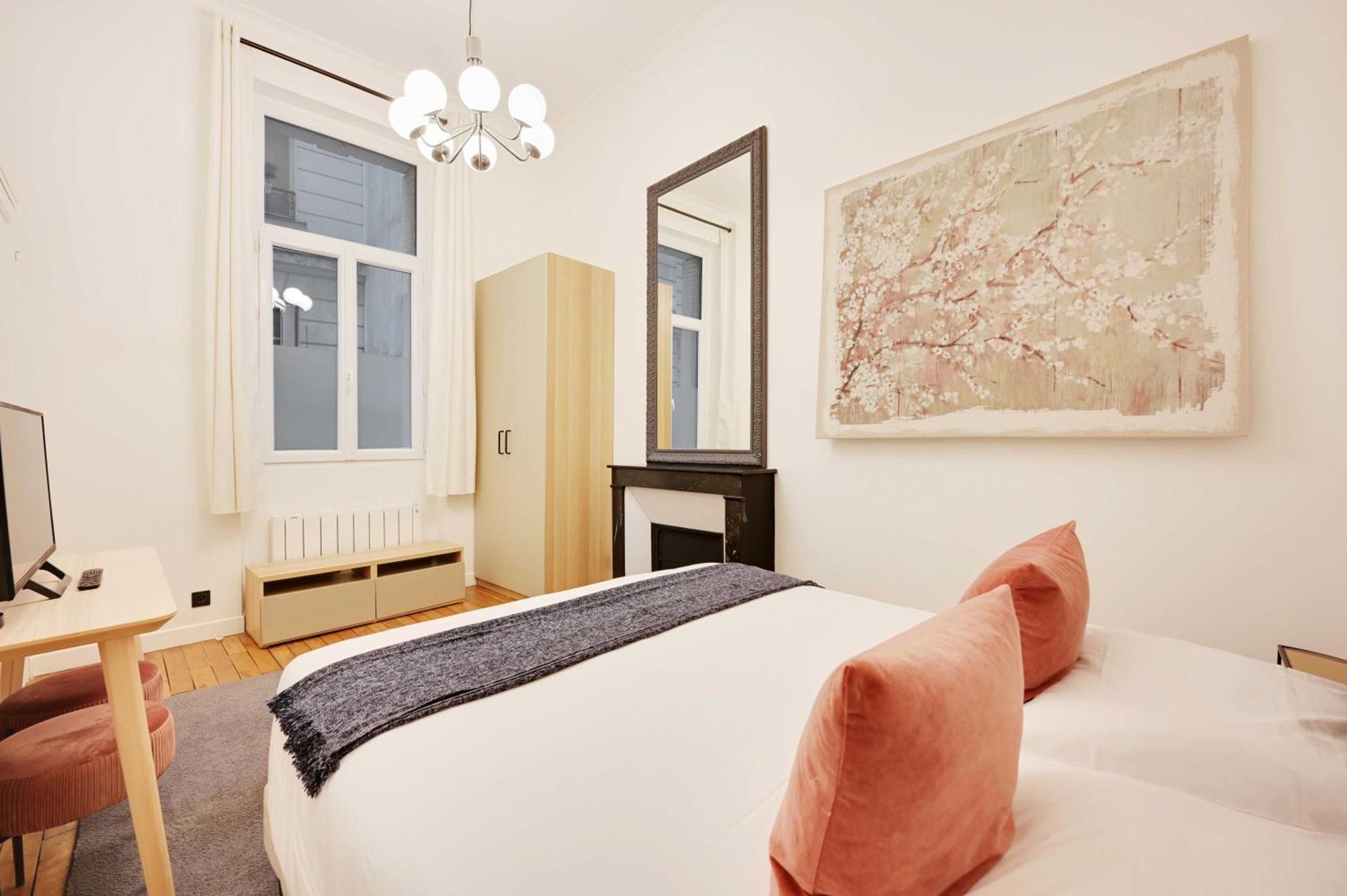 Beautiful Apt -1Br-4P- Tour Eiffel - Invalides باريس المظهر الخارجي الصورة