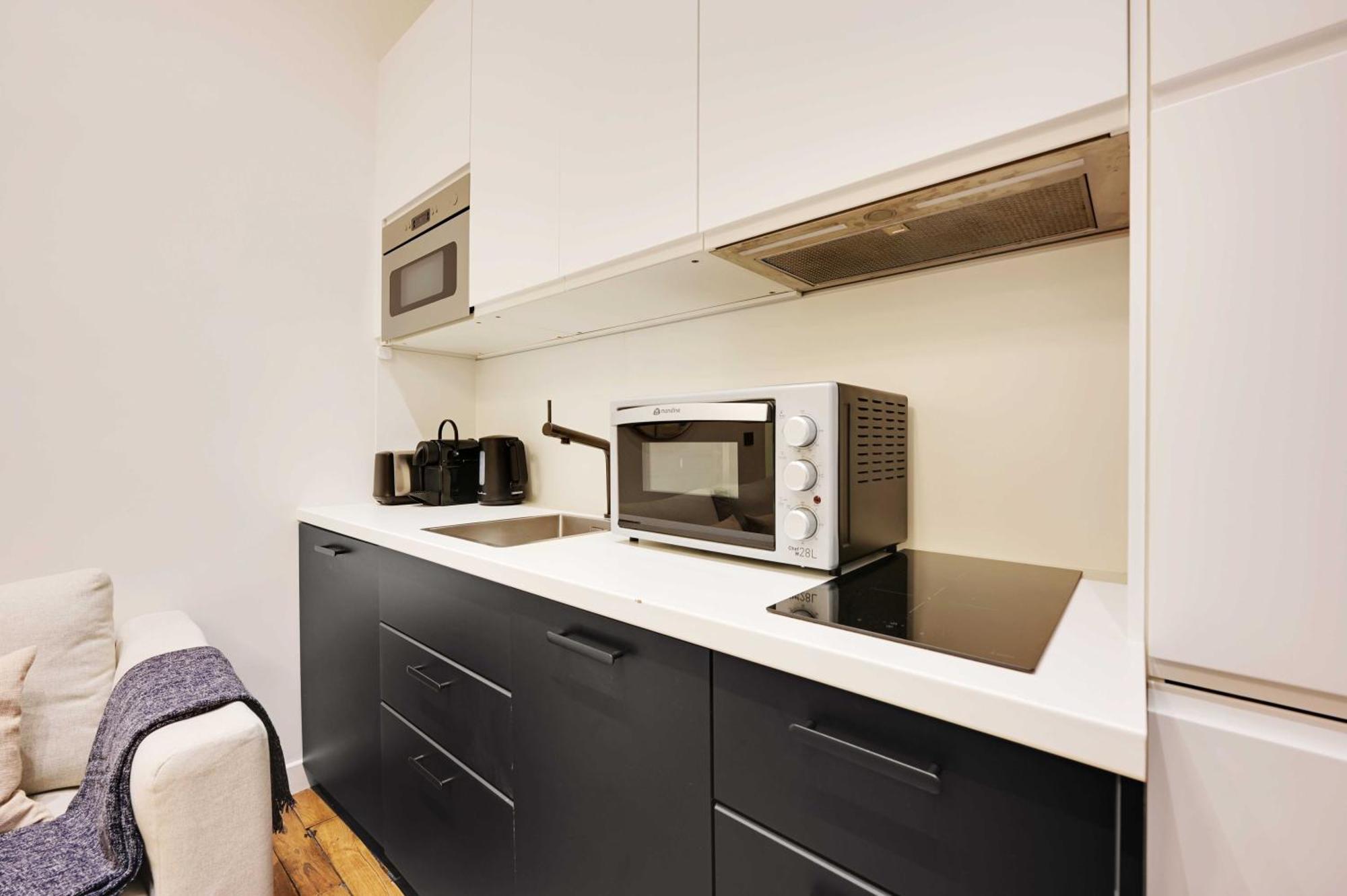Beautiful Apt -1Br-4P- Tour Eiffel - Invalides باريس المظهر الخارجي الصورة